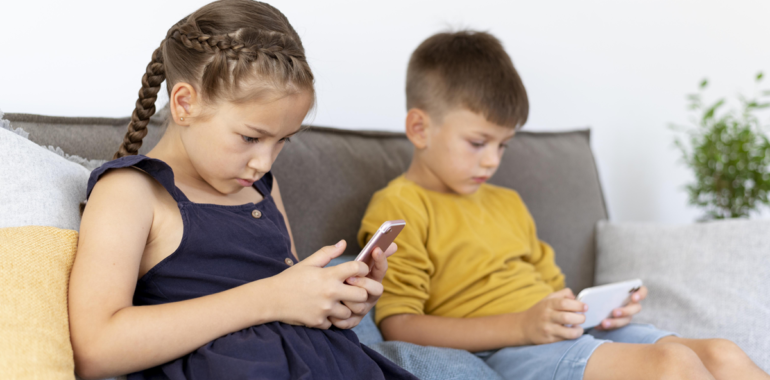 Uzależnienie dzieci od urządzeń cyfrowych